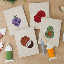Carica l'immagine nel visualizzatore di Gallery, Punch Needle Kit (4 pezzi) con cornici - Dolce fruttato