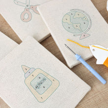 Carica l'immagine nel visualizzatore di Gallery, Punch Needle Kit (4 pezzi) con cornici - Strumenti Creativi