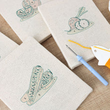 Carica l'immagine nel visualizzatore di Gallery, Punch Needle Kit (4 pezzi) con cornici - Fresco e Croccante