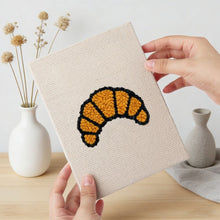 Carica l'immagine nel visualizzatore di Gallery, Punch Needle Kit (4 pezzi) con cornici - Dolci da Colazione 2