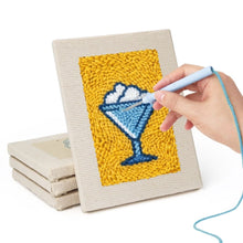 Carica l'immagine nel visualizzatore di Gallery, Punch Needle Kit (4 pezzi) con cornici - Snack Golosi 1