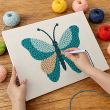 Carica l'immagine nel visualizzatore di Gallery, Punch Needle Kit con cornice - Colori in Volo