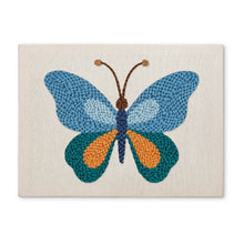 Carica l'immagine nel visualizzatore di Gallery, Punch Needle Kit con cornice - Farfalla Blu Figured'Art