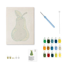 Carica l'immagine nel visualizzatore di Gallery, Punch Needle Kit con cornice - Pera Fresca