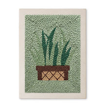 Carica l'immagine nel visualizzatore di Gallery, Punch Needle Kit con cornice - Sansevieria Figured'Art