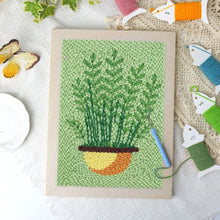 Carica l'immagine nel visualizzatore di Gallery, Punch Needle Kit con cornice - Felci in Vaso