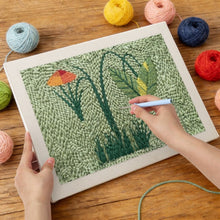 Carica l'immagine nel visualizzatore di Gallery, Punch Needle Kit con cornice - Prato Selvatico