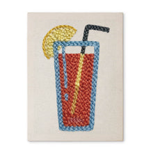 Carica l'immagine nel visualizzatore di Gallery, Punch Needle Kit con cornice - Bevanda agli Agrumi Figured'Art