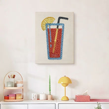 Carica l'immagine nel visualizzatore di Gallery, Punch Needle Kit con cornice - Bevanda agli Agrumi