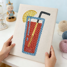 Carica l'immagine nel visualizzatore di Gallery, Punch Needle Kit con cornice - Bevanda agli Agrumi