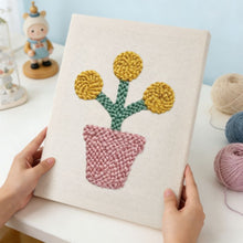 Carica l'immagine nel visualizzatore di Gallery, Punch Needle Kit con cornice - Pollice Verde
