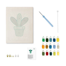 Carica l'immagine nel visualizzatore di Gallery, Punch Needle Kit con cornice - Succulenta Sorridente