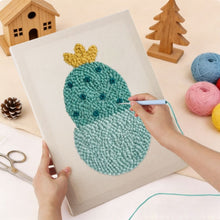 Carica l'immagine nel visualizzatore di Gallery, Punch Needle Kit con cornice - Piccolo Cactus in Fiore