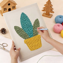 Carica l'immagine nel visualizzatore di Gallery, Punch Needle Kit con cornice - Succulenta Dorata