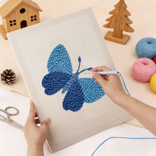 Carica l'immagine nel visualizzatore di Gallery, Punch Needle Kit con cornice - Ali blu