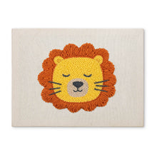 Carica l'immagine nel visualizzatore di Gallery, Punch Needle Kit con cornice - Leone Addormentato Figured'Art