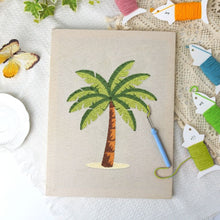 Carica l'immagine nel visualizzatore di Gallery, Punch Needle Kit con cornice - Paradiso delle Palme