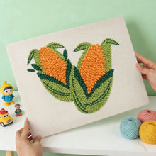 Carica l'immagine nel visualizzatore di Gallery, Punch Needle Kit con cornice - Mais Dorato