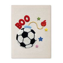 Carica l'immagine nel visualizzatore di Gallery, Punch Needle Kit con cornice - Stelle del Calcio Figured'Art