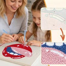 Carica l'immagine nel visualizzatore di Gallery, Punch Needle Kit con cornice - Labbra Pop Art