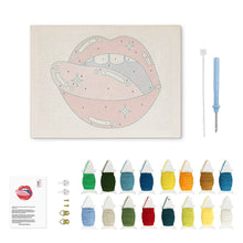 Carica l'immagine nel visualizzatore di Gallery, Punch Needle Kit con cornice - Labbra Pop Art