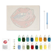 Carica l'immagine nel visualizzatore di Gallery, Punch Needle Kit con cornice - Bacio Stellato
