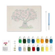 Carica l'immagine nel visualizzatore di Gallery, Punch Needle Kit con cornice - Ciliegio con Gufi