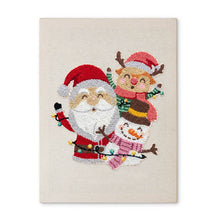 Carica l'immagine nel visualizzatore di Gallery, Punch Needle Kit con cornice - Babbo Natale e Amici Figured'Art