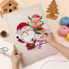 Carica l'immagine nel visualizzatore di Gallery, Punch Needle Kit con cornice - Babbo Natale e Amici