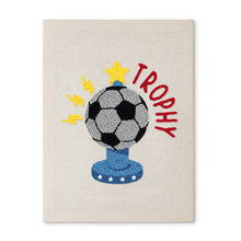 Carica l'immagine nel visualizzatore di Gallery, Punch Needle Kit con cornice - Trofeo di Calcio Figured'Art