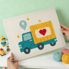 Carica l'immagine nel visualizzatore di Gallery, Punch Needle Kit con cornice - Consegna d’Amore