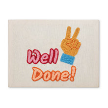 Carica l'immagine nel visualizzatore di Gallery, Punch Needle Kit con cornice - Well Done Figured'Art
