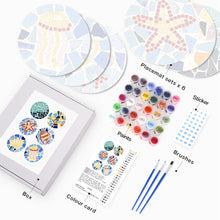 Carica l&#39;immagine nel visualizzatore di Gallery, Set di 6 Tovagliette da Dipingere con i numeri (20cm diametro) -  Stile Mediterraneo