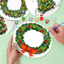 Carica l&#39;immagine nel visualizzatore di Gallery, Set di 4 Tovagliette da Dipingere con i numeri (20cm diametro) - Alberi e Ghirlande Sempreverdi