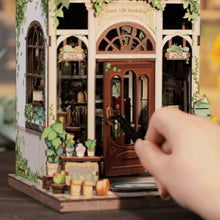 Carica l&#39;immagine nel visualizzatore di Gallery, Book Nook - Libreria Vita Verde