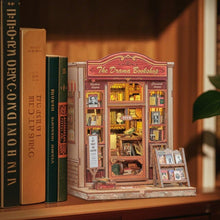 Carica l'immagine nel visualizzatore di Gallery, Book Nook - La Libreria del Teatro