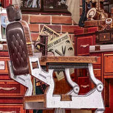 Carica l'immagine nel visualizzatore di Gallery, Casa Miniatura 3D - Il Salone di John