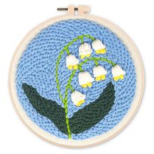 Carica l'immagine nel visualizzatore di Gallery, Punch Needle Mughetto