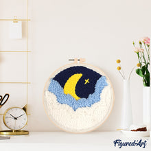 Carica l'immagine nel visualizzatore di Gallery, Punch Needle Kit Luna nascosta