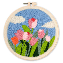 Carica l'immagine nel visualizzatore di Gallery, Punch Needle Tulipani e cielo blu
