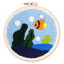 Carica l'immagine nel visualizzatore di Gallery, Punch Needle Vita oceanica