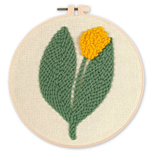 Carica l'immagine nel visualizzatore di Gallery, Punch Needle Tulipano giallo