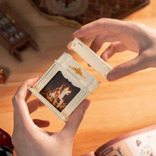 Carica l'immagine nel visualizzatore di Gallery, Casa in Miniatura 3D - Il salotto di Catherine