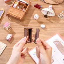 Carica l'immagine nel visualizzatore di Gallery, Casa in Miniatura 3D - La sartoria di Elsa