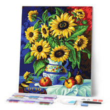 Carica l'immagine nel visualizzatore di Gallery, Diamond Painting - Vaso di girasoli su una tovaglia