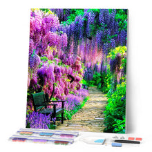 Carica l'immagine nel visualizzatore di Gallery, Diamond Painting - Passeggiata in un giardino di glicini