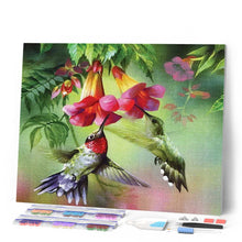 Carica l'immagine nel visualizzatore di Gallery, Diamond Painting - Colibrì e i loro fiori