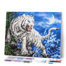 Carica l'immagine nel visualizzatore di Gallery, Diamond Painting - Tigre bianca minacciosa