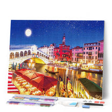 Carica l'immagine nel visualizzatore di Gallery, Diamond Painting - Fiume che attraversa il centro città