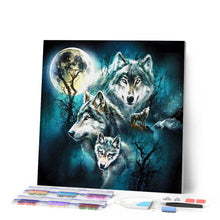 Carica l'immagine nel visualizzatore di Gallery, Diamond Painting - Lupo E Luna Piena